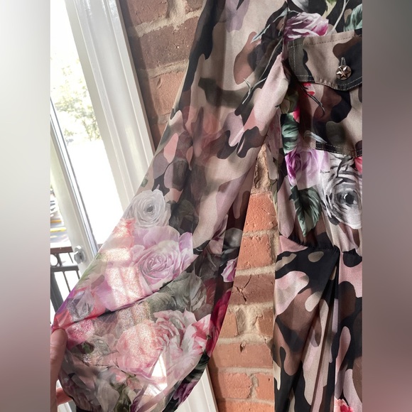 Tenax Floral Long Sleeve Floor Length Lace Dress - Picture 4 of 7